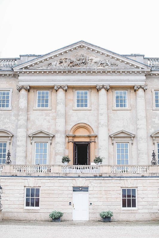Image by <a class="text-p3" href="https://www.charlottewisephotography.co.uk" target="_blank">Charlotte Wise Fine Art Photography</a>.