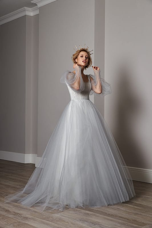 Image courtesy of <a class="text-p3" href="https://sassiholford.com" target="_blank">Sassi Holford</a>.