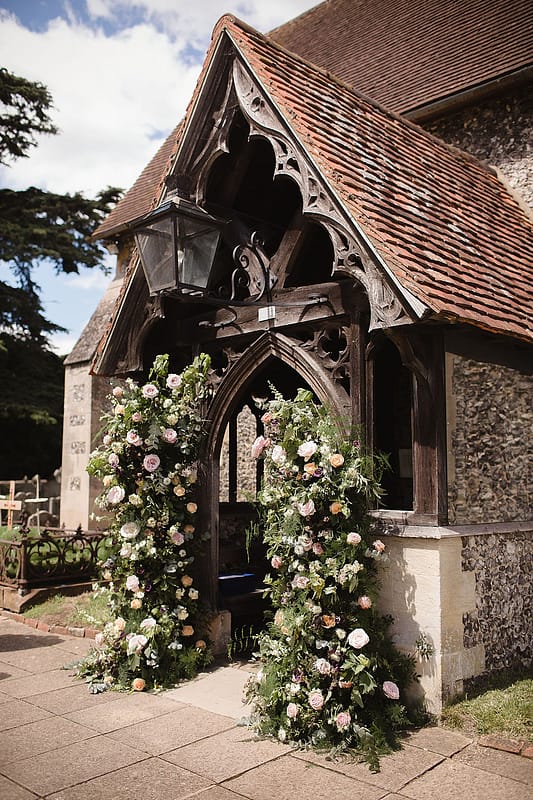 Image by <a class="text-p3" href="https://www.emmahare.com" target="_blank">Emma Hare Photography</a>.