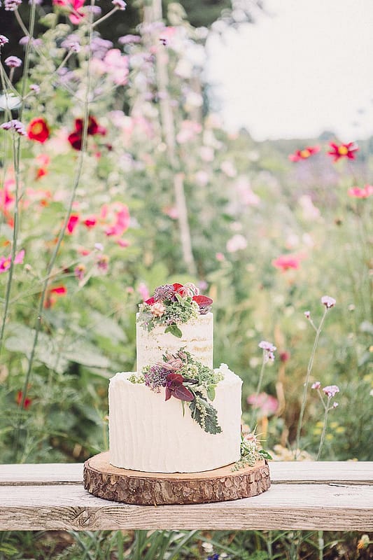 Image by <a class="text-p3" href="https://www.jenniferjanephotography.co.uk" target="_blank">Jennifer Jane Photography</a>.