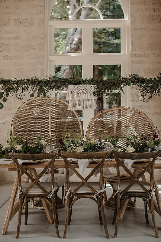 Image by <a class="text-p3" href="https://www.esmesaville.com/" target="_blank">Esme Saville Photography</a>.