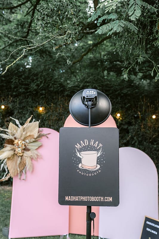 Image by <a class="text-p3" href="http://www.jessicaraphaelphotography.com" target="_blank">Jessica Raphael Photography</a>.