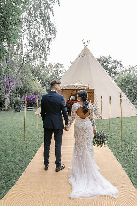 Image by <a class="text-p3" href="http://www.jessicaraphaelphotography.com" target="_blank">Jessica Raphael Photography</a>.