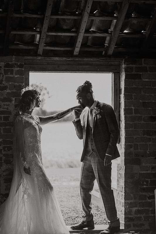 Image by <a class="text-p3" href="https://www.emmaryanphotography.co.uk" target="_blank">Emma Ryan Photography</a>.