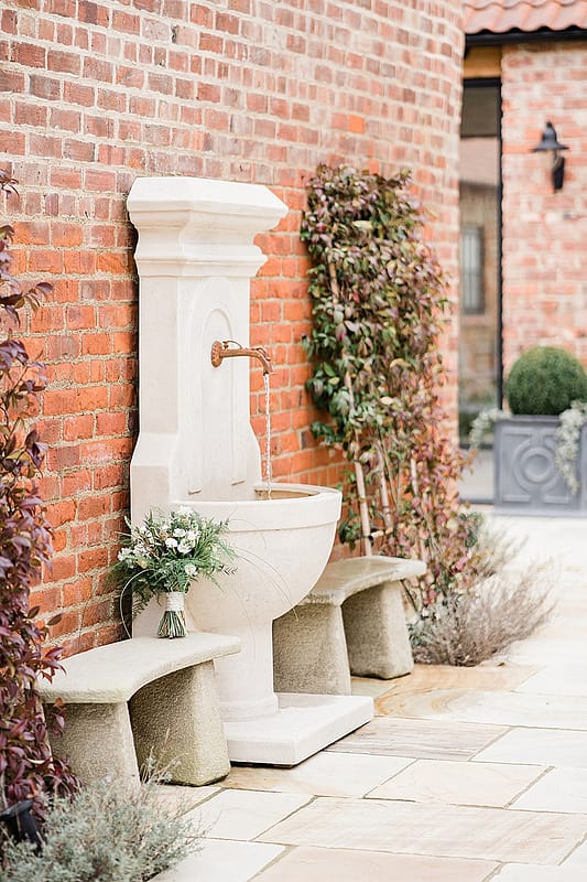 Image by <a class="text-p3" href="https://charlotteevephotography.com" target="_blank">Charlotte Eve Photography</a>.