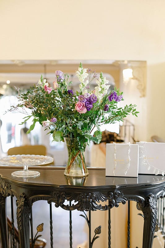 Image by <a class="text-p3" href="https://www.clairegraham.co" target="_blank">Claire Graham Photography</a>.