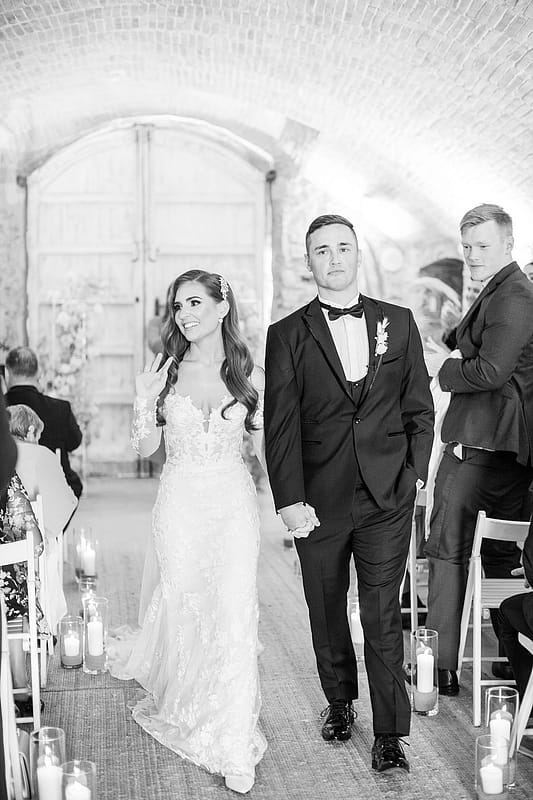 Image by <a class="text-p3" href="http://christinasarah.com" target="_blank">Christina Sarah Photography</a>.