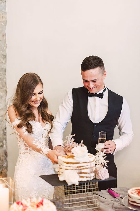 Image by <a class="text-p3" href="http://christinasarah.com" target="_blank">Christina Sarah Photography</a>.