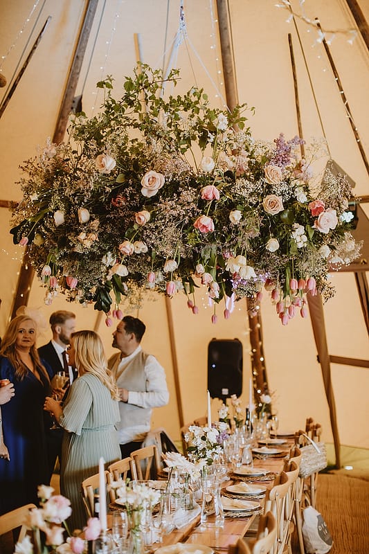 Image by <a class="text-p3" href="http://www.christopherterryweddings.co.uk" target="_blank">Christopher Terry Photography</a>.