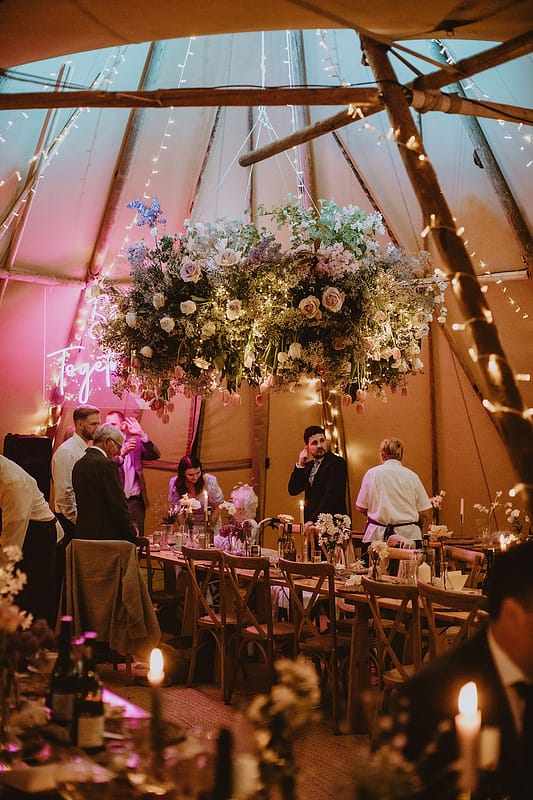 Image by <a class="text-p3" href="http://www.christopherterryweddings.co.uk" target="_blank">Christopher Terry Photography</a>.