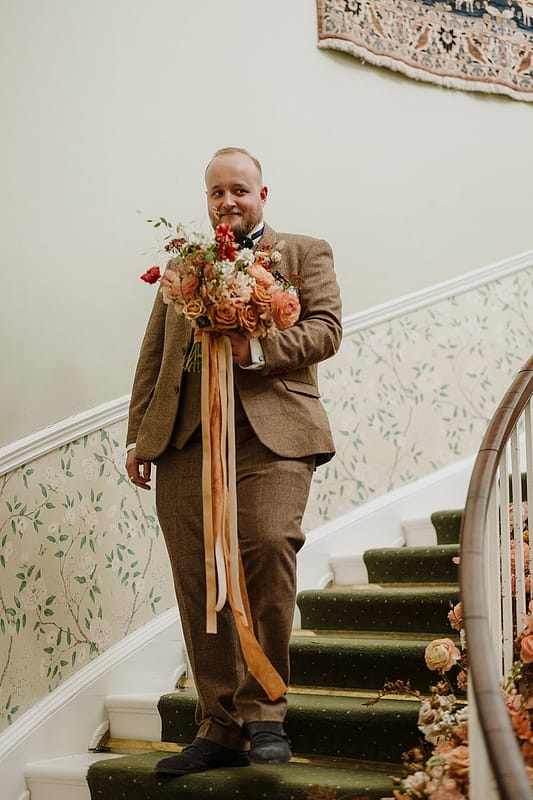 Image by <a class="text-p3" href="https://www.freyaraby.co.uk" target="_blank">Freya Raby Photography</a>.