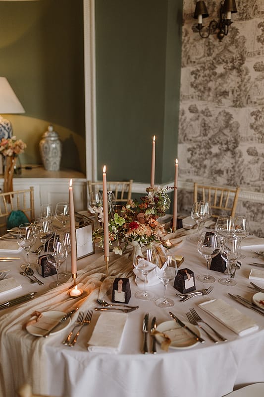 Image by <a class="text-p3" href="https://www.freyaraby.co.uk" target="_blank">Freya Raby Photography</a>.