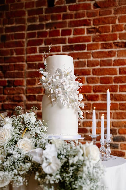 Image by <a class="text-p3" href="http://www.andydavison.com" target="_blank">Andy Davison Photography</a>.