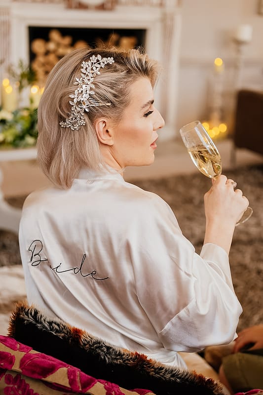 Image by <a class="text-p3" href="https://www.jennakathleen.com" target="_blank">Jenna Kathleen Photography</a>.