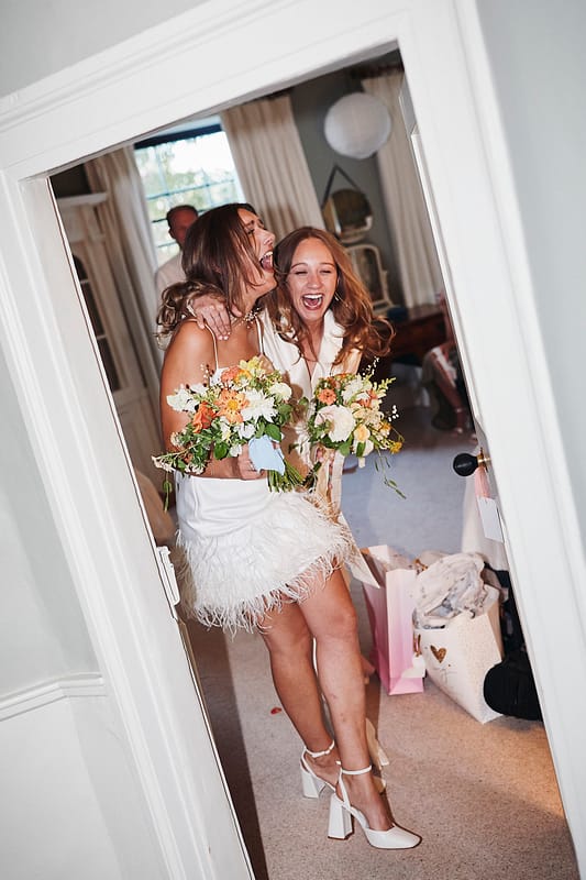 Image by <a class="text-p3" href="https://www.leoweddings.com" target="_blank">Leo Weddings</a>.