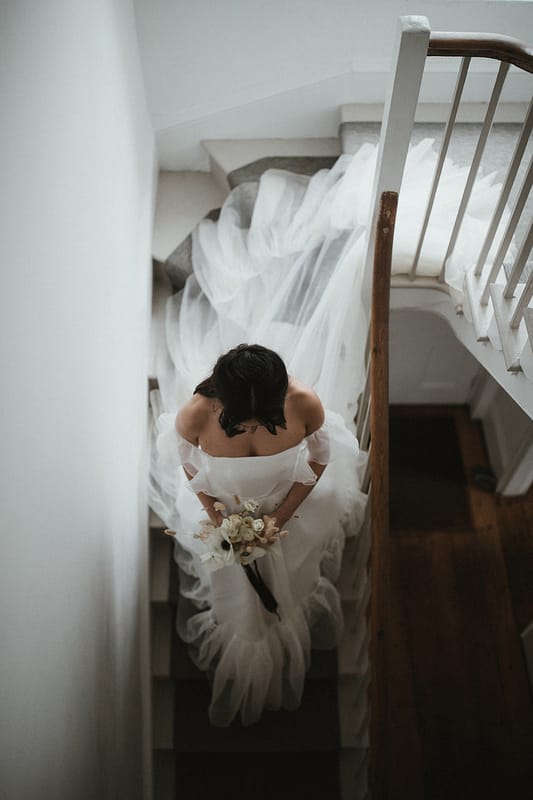 Image by <a class="text-p3" href="https://ashpowell.com" target="_blank">Ash Powell Photography</a>.