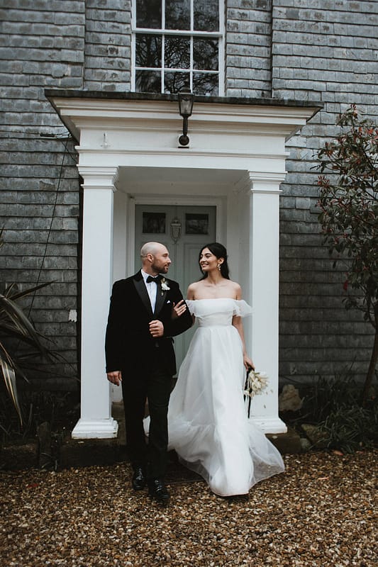 Image by <a class="text-p3" href="https://ashpowell.com" target="_blank">Ash Powell Photography</a>.