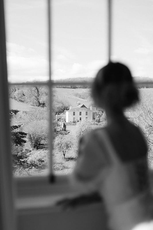 Image by <a class="text-p3" href="https://www.tarastattonphotography.com" target="_blank">Tara Statton Photography</a>.