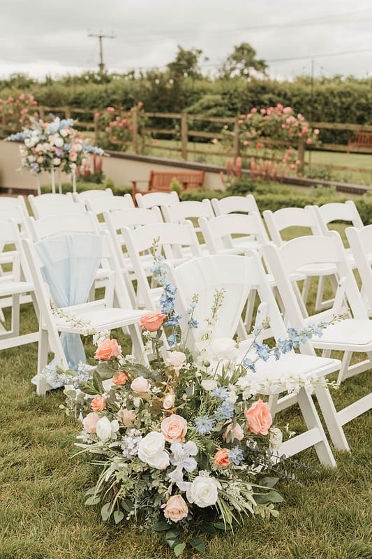 Image by <a class="text-p3" href="https://www.photographybyamielouise.com" target="_blank">Photography by Amie Louise</a>.