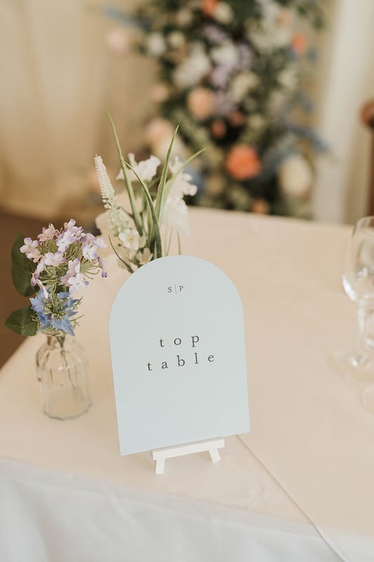 Image by <a class="text-p3" href="https://www.photographybyamielouise.com" target="_blank">Photography by Amie Louise</a>.