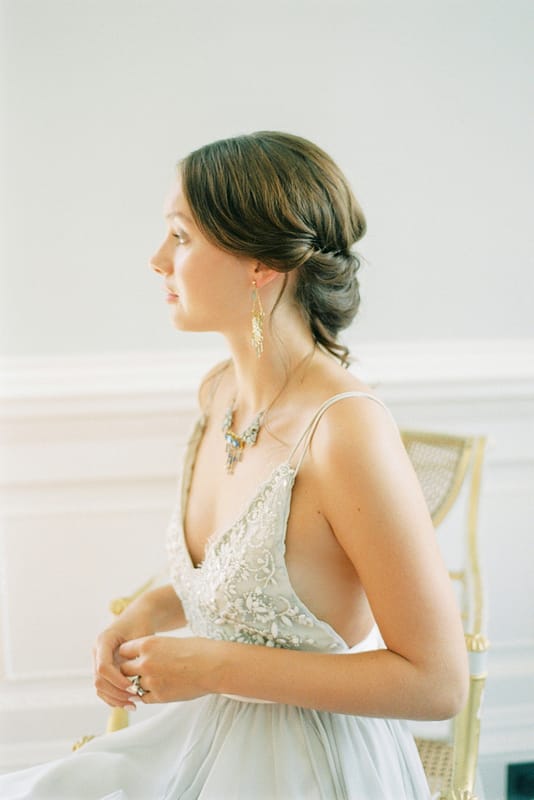 Image by <a class="text-p3" href="http://www.emmapilkingtonweddings.co.uk" target="_blank">Emma Pilkington</a>.