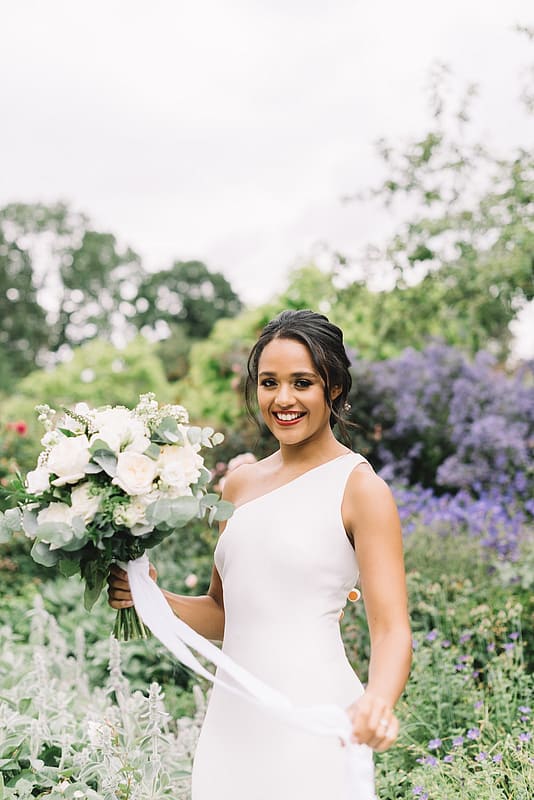 Image by <a class="text-p3" href="https://www.luciewatsonphotography.com" target="_blank">Lucie Watson Photography</a>.