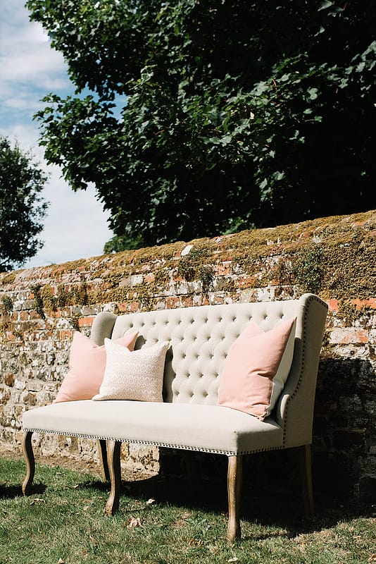 Image by <a class="text-p3" href="http://veronikaward.com" target="_blank">Veronika Ward Photography</a>.