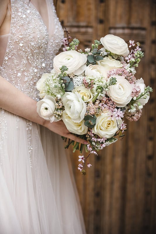 Image by <a class="text-p3" href="http://www.weddingsbynicolaandglen.com" target="_blank">www.weddingsbynicolaandglen.com</a>.