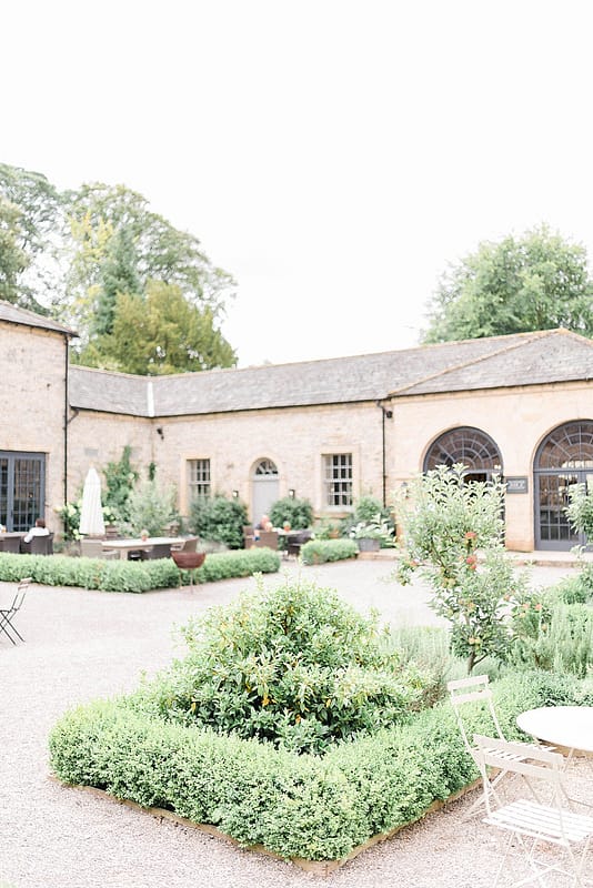 Image by <a class="text-p3" href="http://sarahjaneethan.co.uk" target="_blank">Sarah-Jane Ethan Photography</a>.