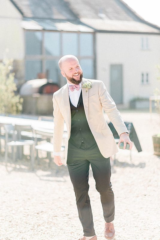 Image by <a class="text-p3" href="http://sarahjaneethan.co.uk" target="_blank">Sarah-Jane Ethan Photography</a>.
