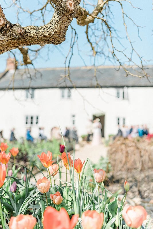 Image by <a class="text-p3" href="http://sarahjaneethan.co.uk" target="_blank">Sarah-Jane Ethan Photography</a>.