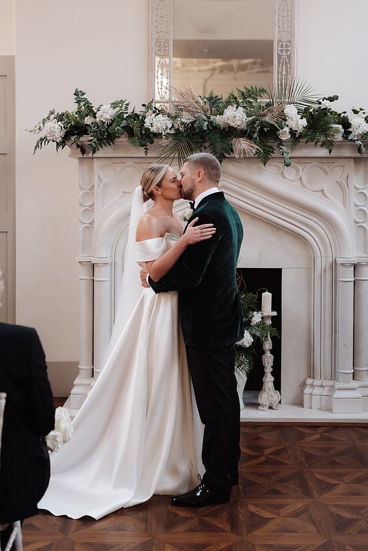Image by <a class="text-p3" href="https://www.lucyhenzellphotography.co.uk" target="_blank">Lucy Henzell Photography</a>.