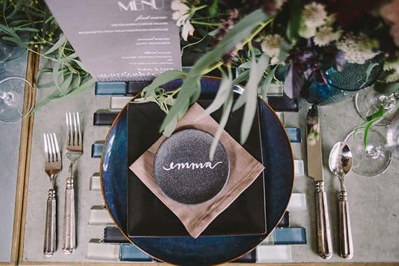 Image by <a class="text-p3" href="http://cozbijeanphotography.com" target="_blank">Cozbi Jean Photography</a> via <a class="text-p3" href="http://www.100layercake.com" target="_blank">100 Layer Cake</a>.