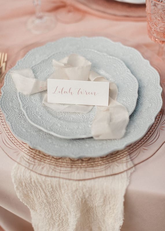 Image by <a class="text-p3" href="http://www.katenielen.com" target="_blank">Kate Nielen Photography</a>.