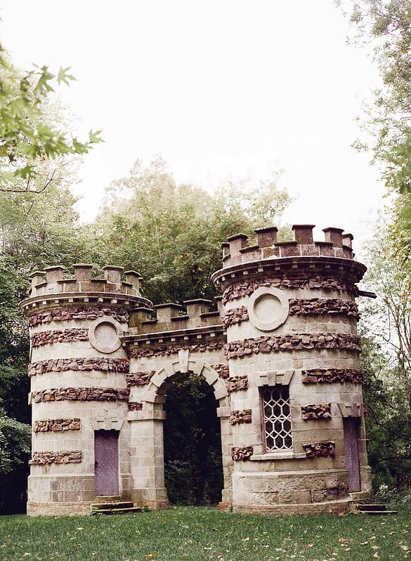 Image by <a class="text-p3" href="http://taylorandporter.co.uk" target="_blank">Taylor & Porter Photography</a>.
