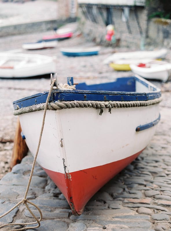 Image by <a class="text-p3" href="http://www.lucydavenport.co.uk" target="_blank">Lucy Davenport Photography</a>.