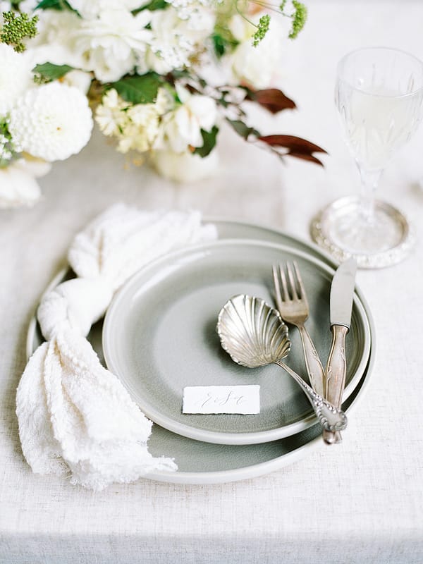 Image by <a class="text-p3" href="http://www.hannahduffy.com" target="_blank">Hannah Duffy Photography</a>.