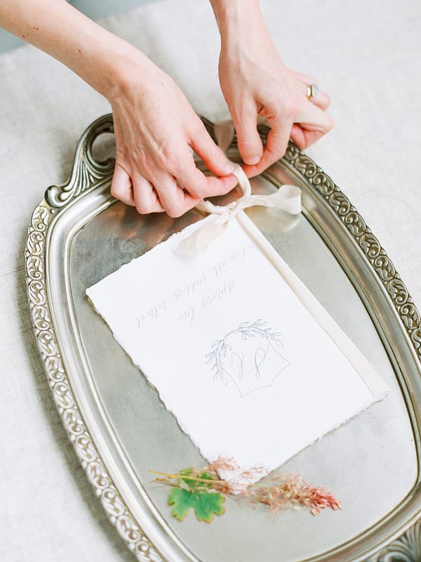 Image by <a class="text-p3" href="http://www.hannahduffy.com" target="_blank">Hannah Duffy Photography</a>.