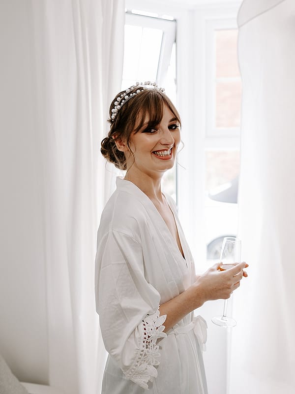 Image by <a class="text-p3" href="https://www.beckytranter.com" target="_blank">Becky Tranter Photography</a>.