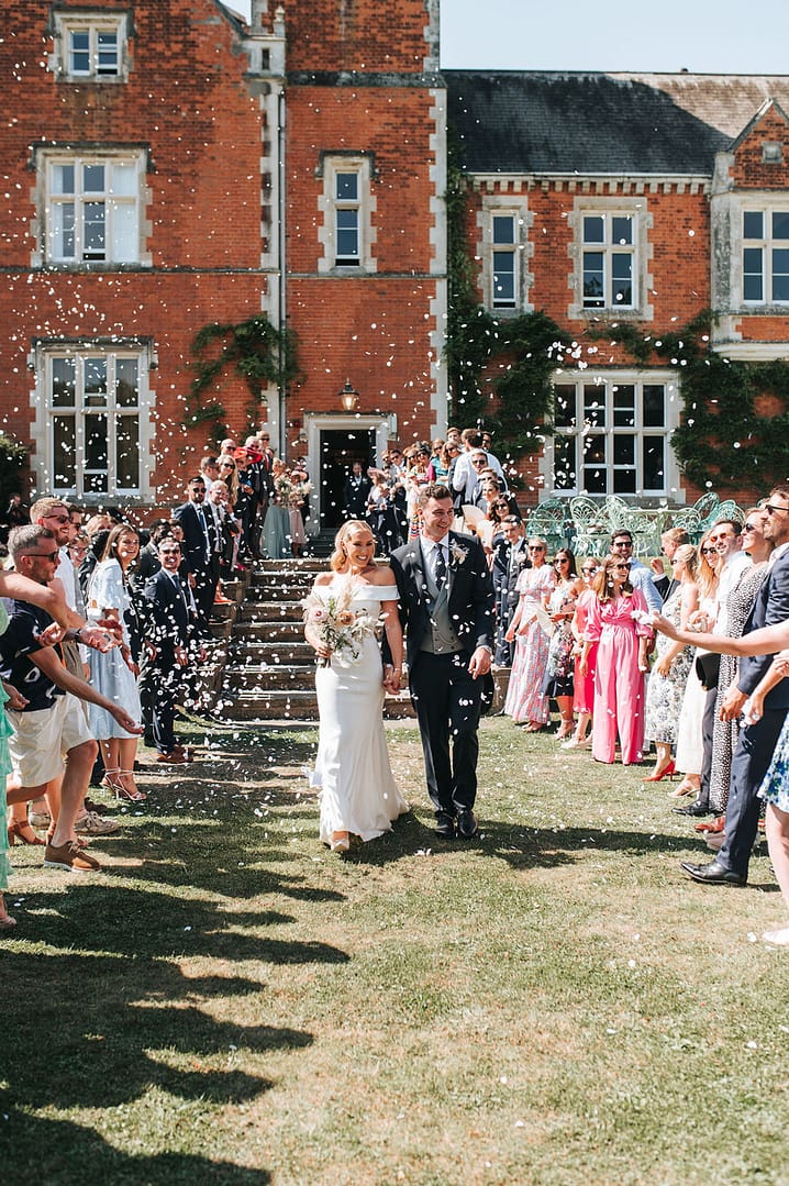 Image by <a class="text-p3" href="https://pearbearphotography.com" target="_blank">Pear & Bear Photography.</a>