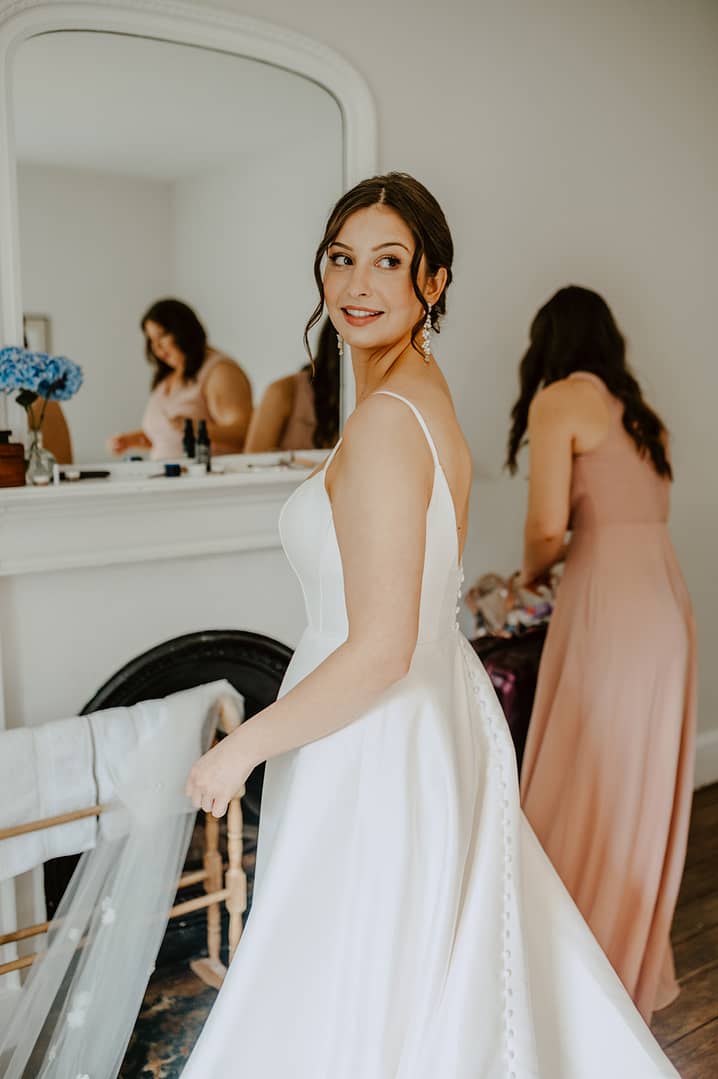 Image by <a class="text-p3" href="https://www.sofiemichellephotography.co.uk" target="_blank">Sofie Michelle Photography</a>.