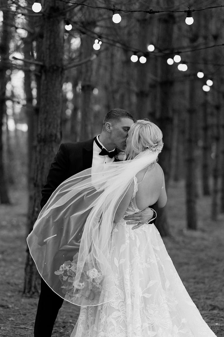 Image by <a class="text-p3" href="https://www.danilouisephotography.com/" target="_blank">Dani Louise Photography</a>.