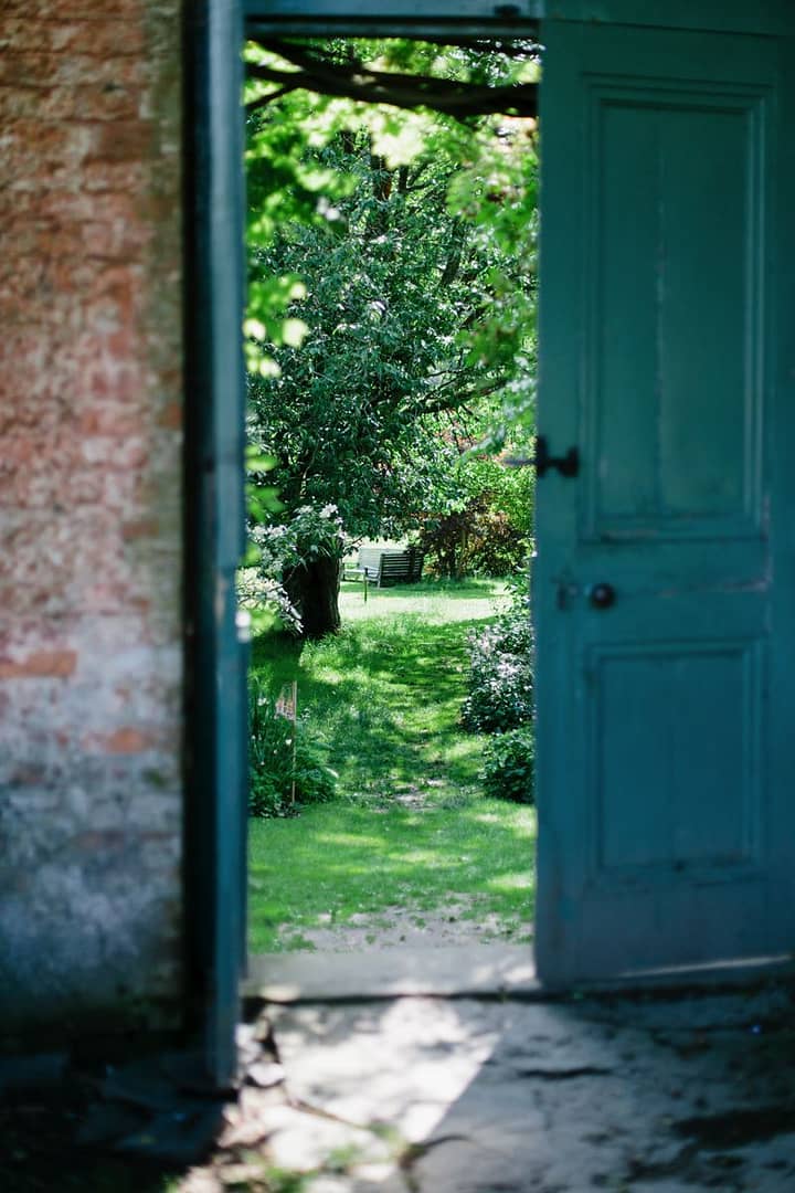 Image by <a class="text-p3" href="http://www.jadeosbornephotography.com" target="_blank">Jade Osborne Photography</a>.