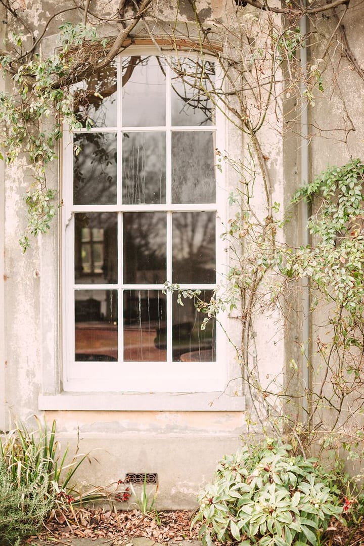 Image by <a class="text-p3" href="http://christinasarah.com" target="_blank">Christina Sarah Photography</a>.