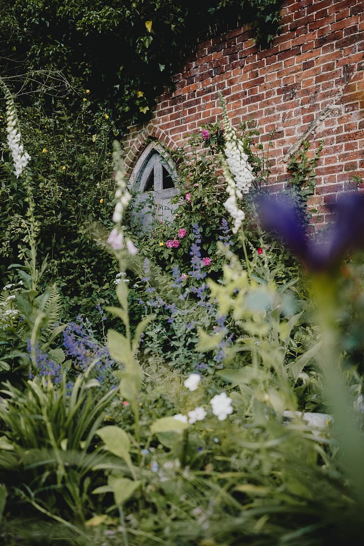 Image by <a class="text-p3" href="http://benjaminmathers.co.uk" target="_blank">Benjamin Mathers Photography</a>.