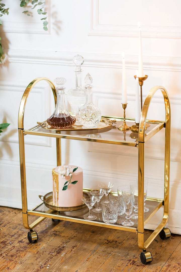 Image by <a class="text-p3" href="http://helenwarner.co.uk" target="_blank">Helen Warner Photography</a>.
