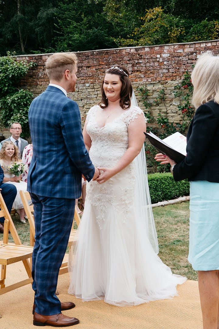 Image by <a class="text-p3" href="https://www.jennyrosephotography.co.uk" target="_blank">Jenny Rose Photography</a>.