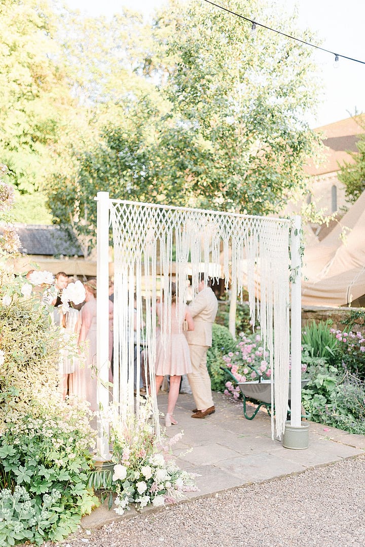 Image by <a class="text-p3" href="http://sarahjaneethan.co.uk" target="_blank">Sarah-Jane Ethan Photography</a>.