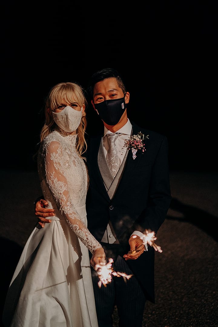 Image by <a class="text-p3" href="http://london-weddingphotographer.com" target="_blank">Voyteck Photography</a> at <a class="text-p3" href="https://cocoweddingvenues.co.uk/coco_listing/homme-house/" target="_blank">Homme House</a>.