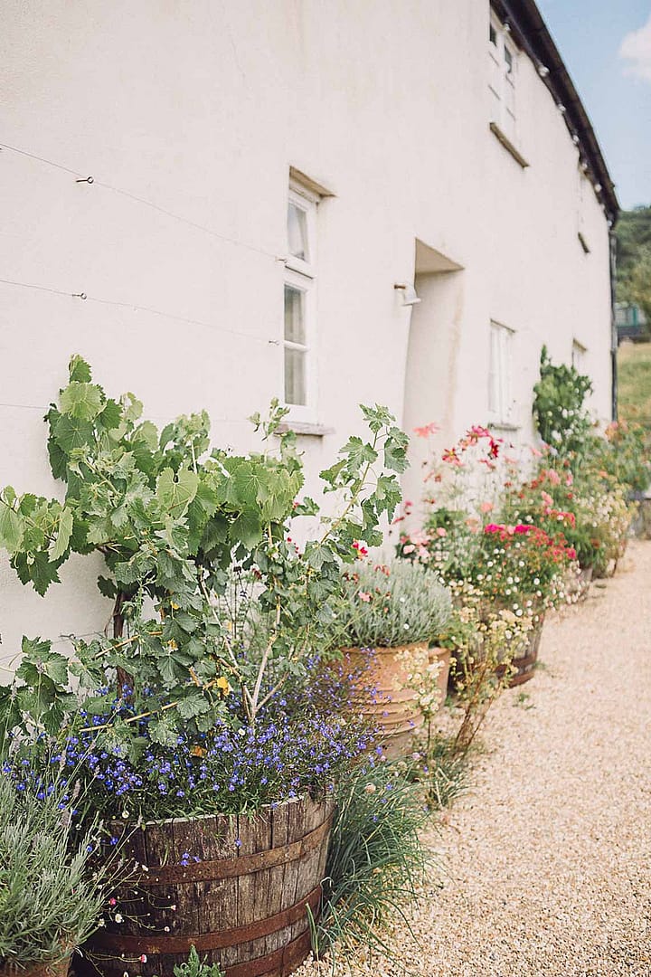 Image by <a class="text-p3" href="https://www.jenniferjanephotography.co.uk" target="_blank">Jennifer Jane Photography</a>.